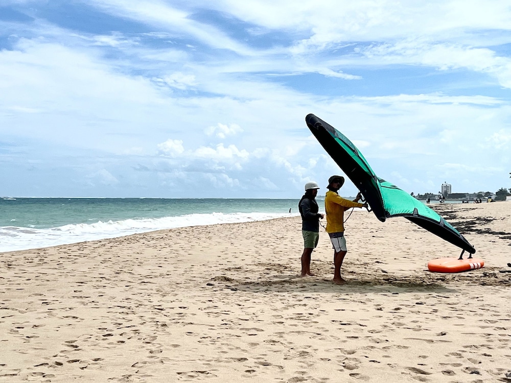 Solar-powered Gem Tours Walk to Beaches Eats