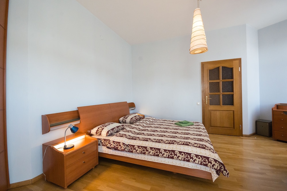 Kiev Accommodation Hotel Service