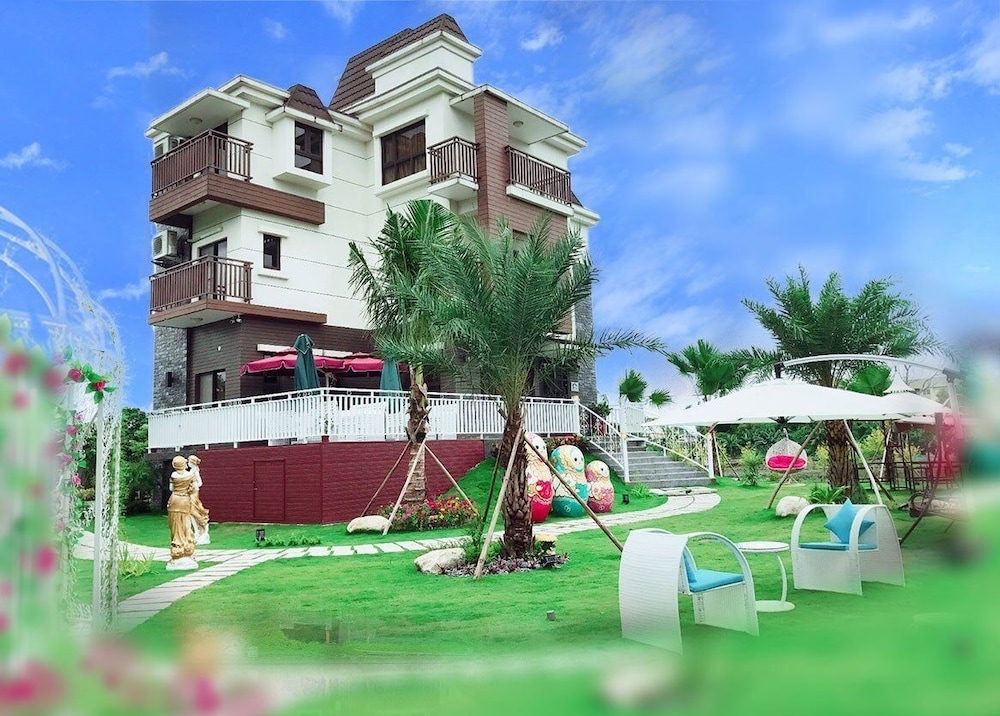 Sofia Villa