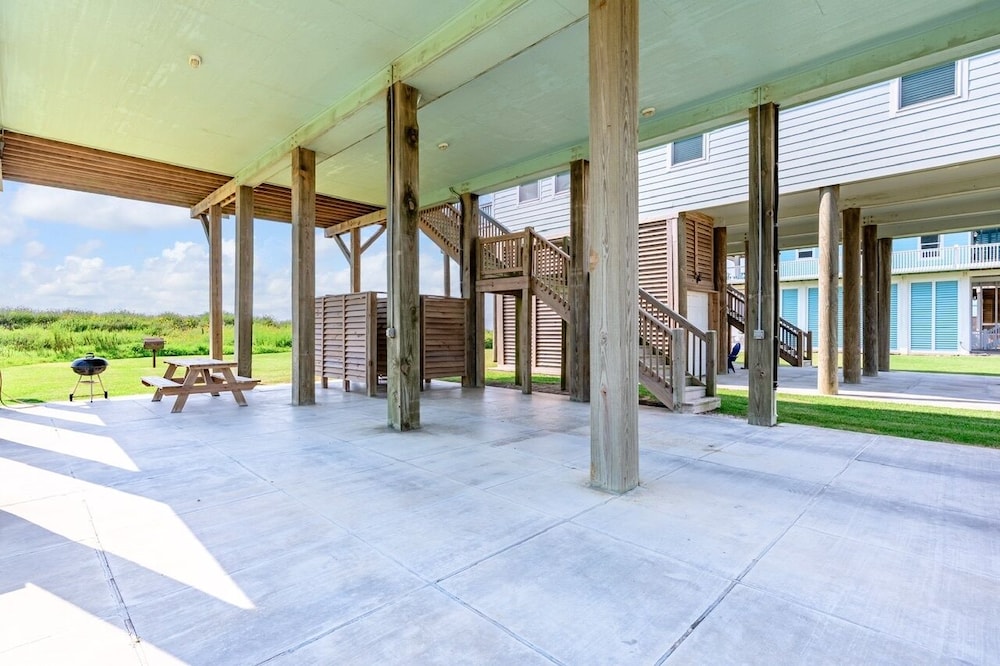1 Naut On Call 3 Bedroom Home by RedAwning view 4