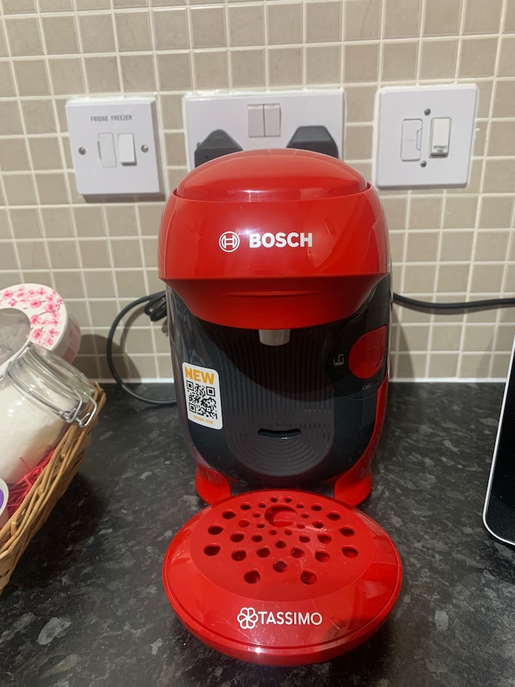 Sleeps 4/6 pet Friendly Parking nr Nec/warwick uni