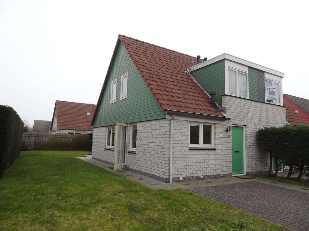 Holiday Home in Zeeland With Spacious Garden
