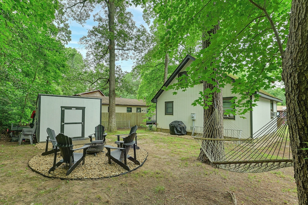 Pool & Marina Access: Lewes Home w/ Fenced Yard!