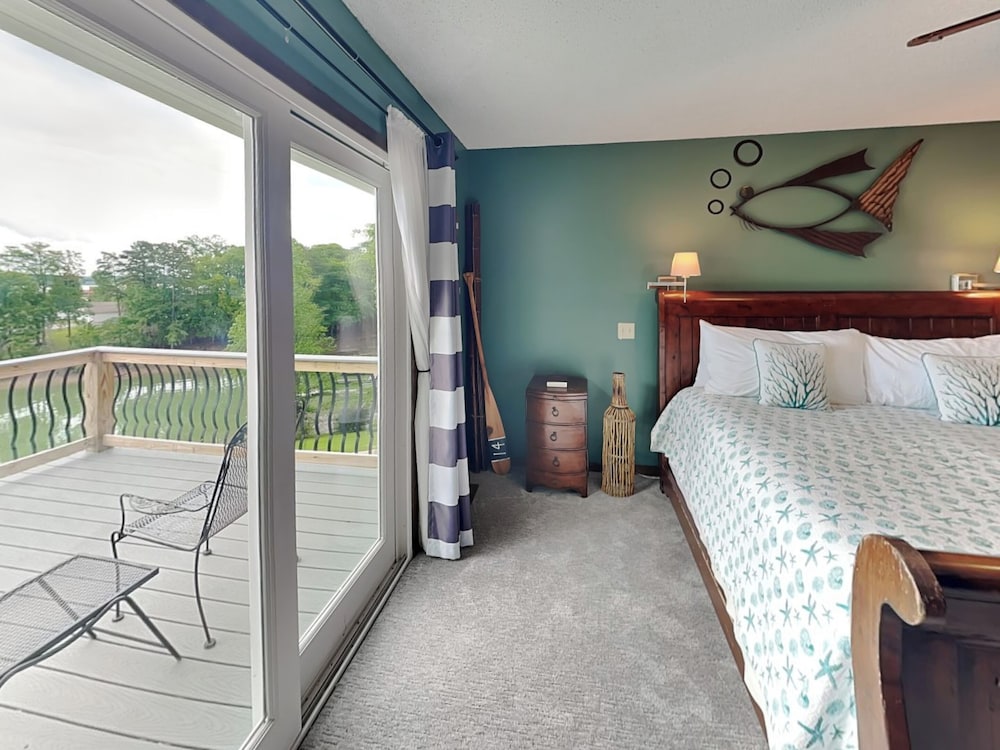 Sunset Cove by Jackson Mountain Rentals