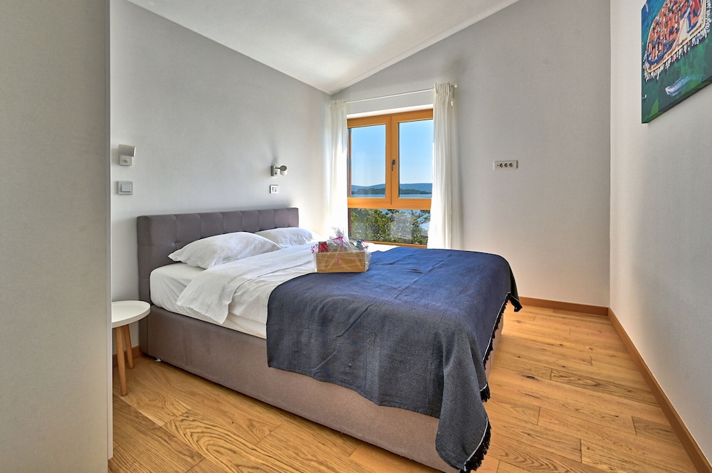 Villa Roberta view 4