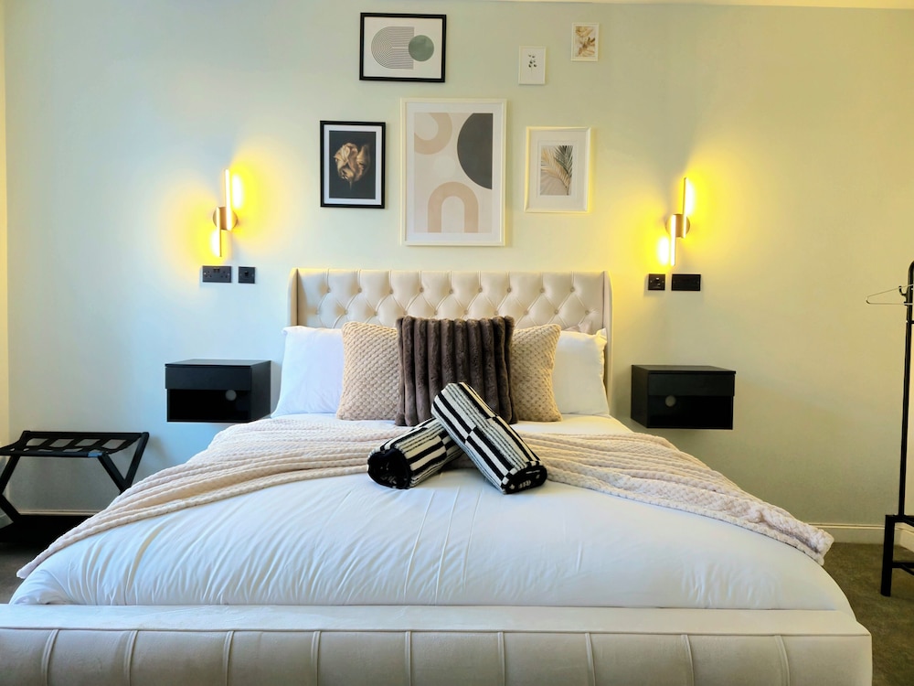3-Bed Home in Glasgow