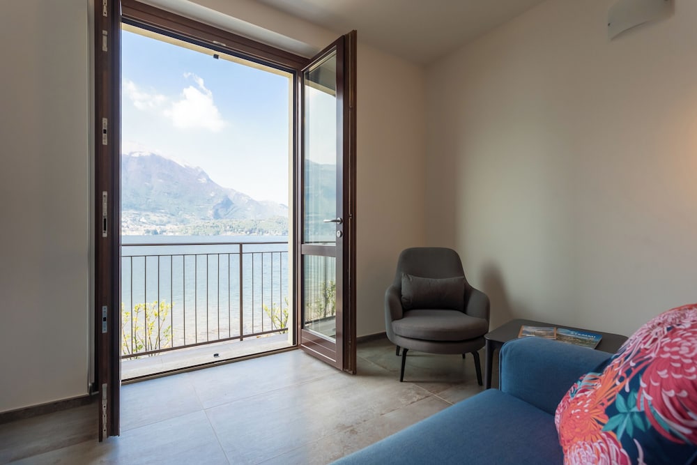 Dream Lake Apartments by Rent all Como