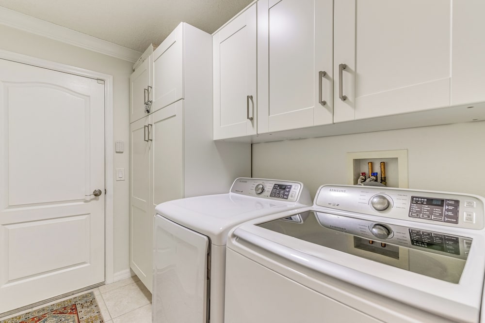 Near Golf Courses: Home w/ Sunroom in The Villages
