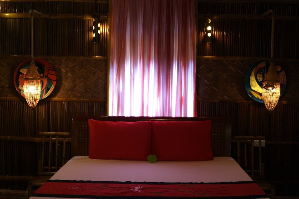 Under the coconut tree - Hostel