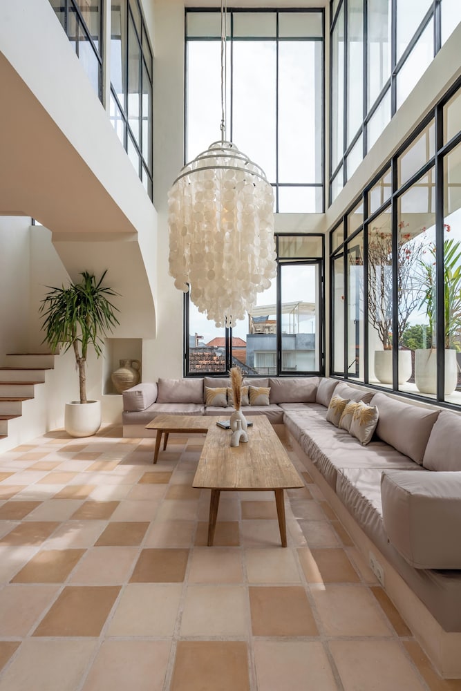 Leo Villa by Betterplace