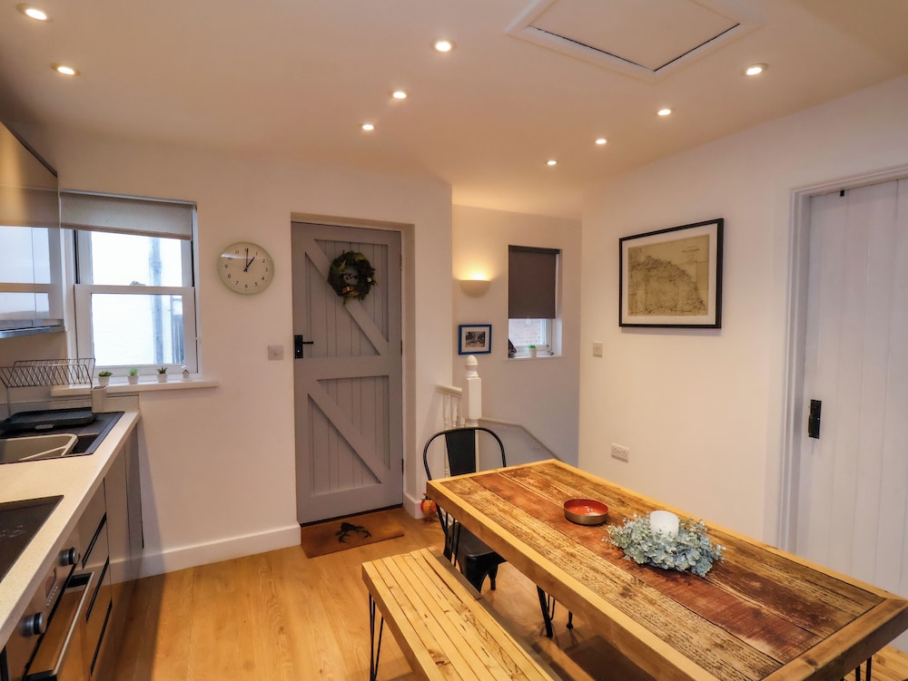 Sunshine Cottage