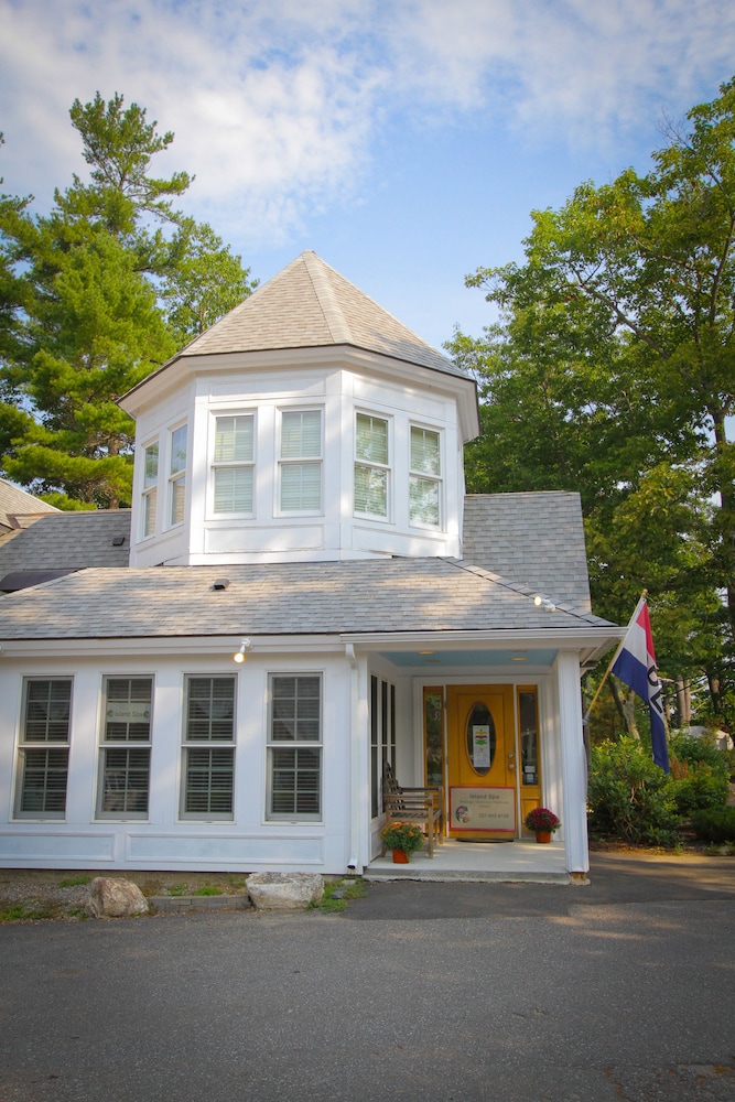 Sheepscot Harbour Village Resort