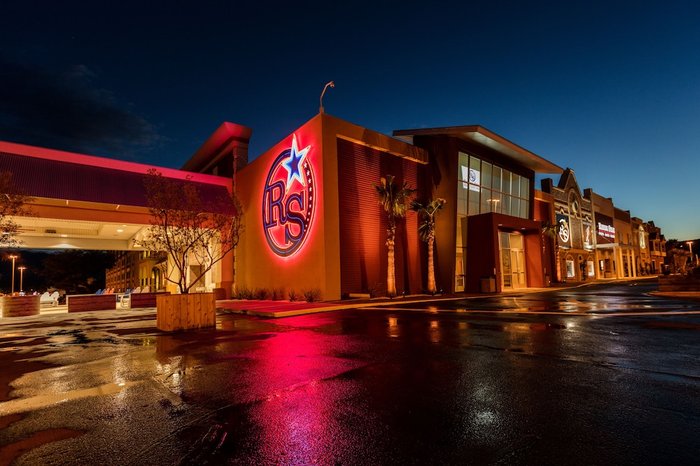 Mesquite Vacations - Rising Star Sports Ranch Resort - Property Image 1