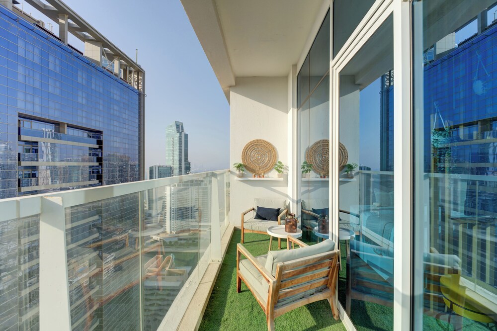 HiGuests - Stunning sea view studio