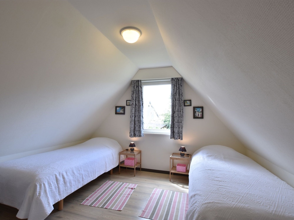 Holiday Home in Bredene, Terrace, Fenced Garden view 3