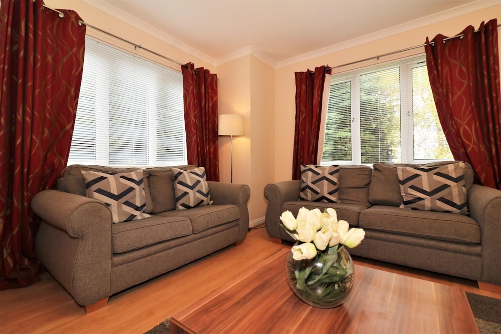 Angus House - Glasgow