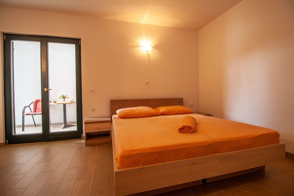 Villa Anteo view 2