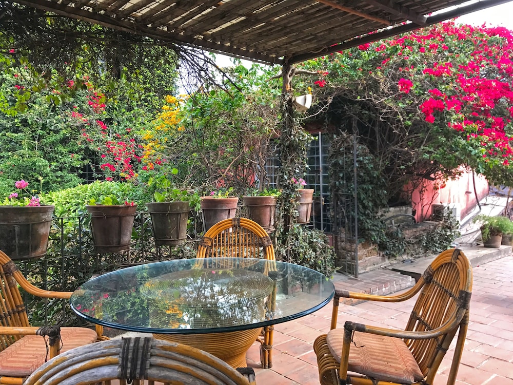 Casa Roja