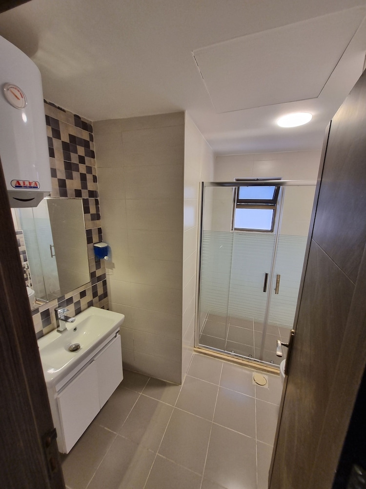 Luxurious Amman Apartment With Private Pool and Modern Amenities