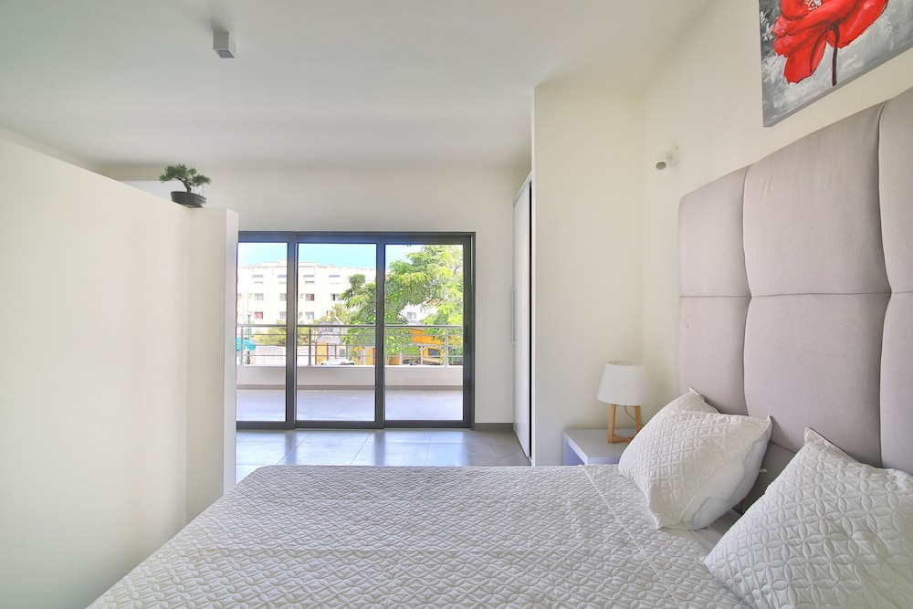 Aparthotel Rigaud By Altissimo - Studio 130 view 2
