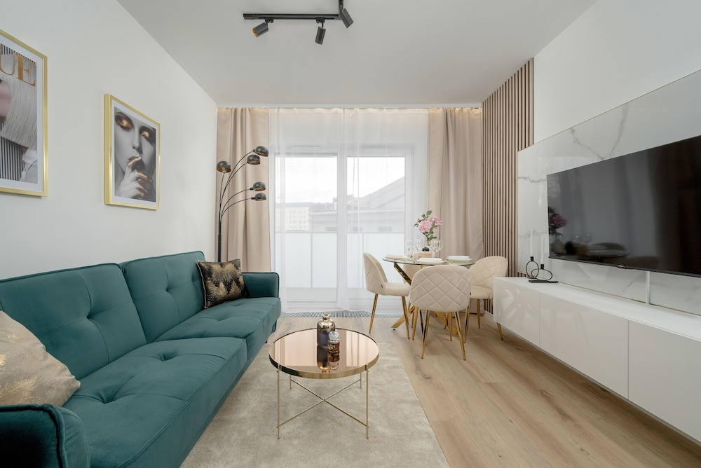 Kępa Mieszczańska Apartament by Renters