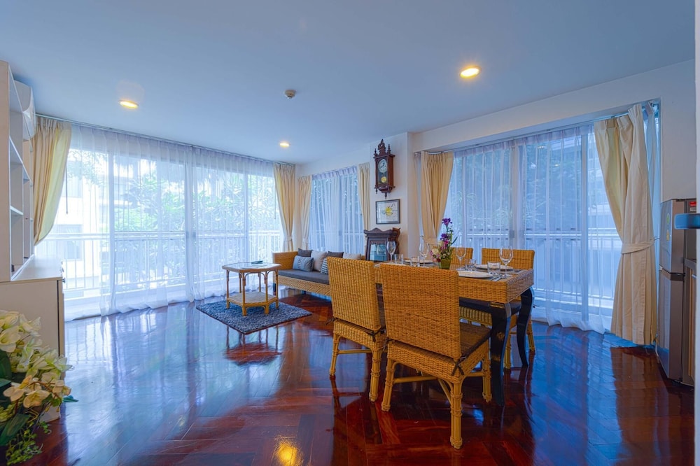 2 Bedroom in Prime Location BSRS