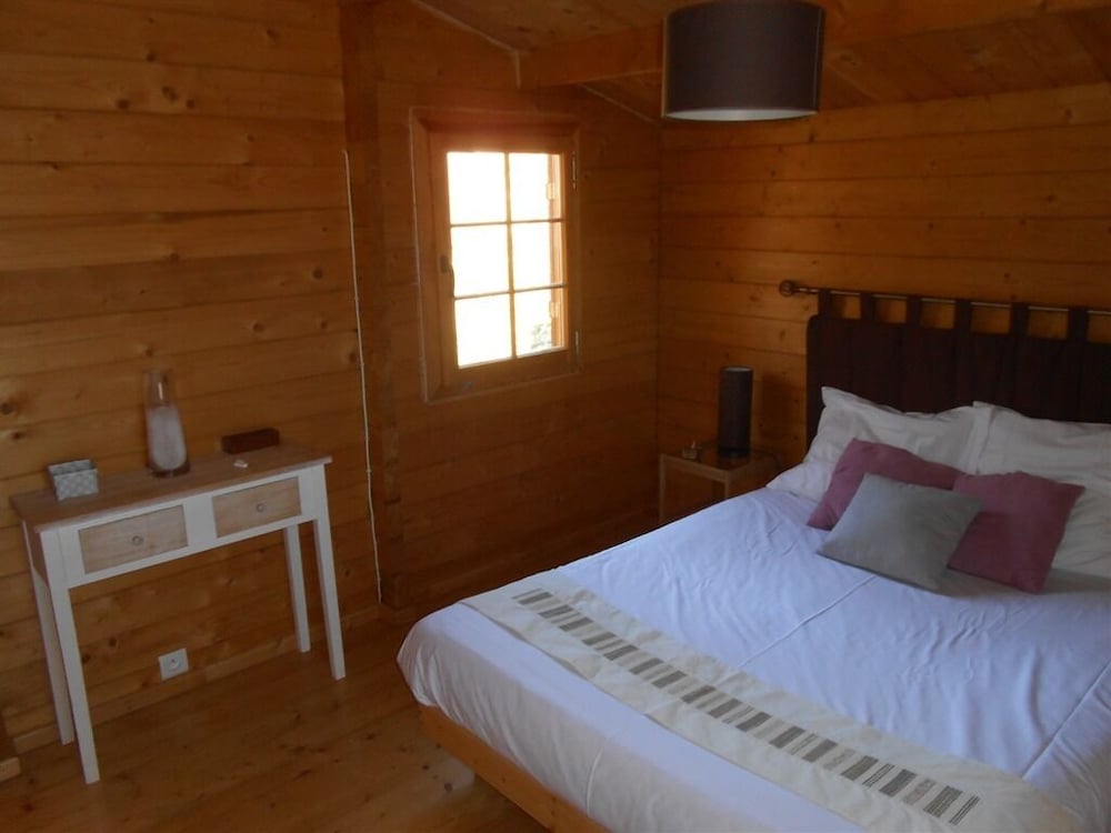 Les Chalets De Lozzi