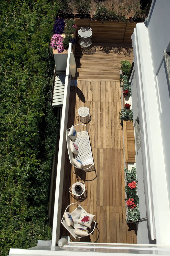 Hotel Eros Residence