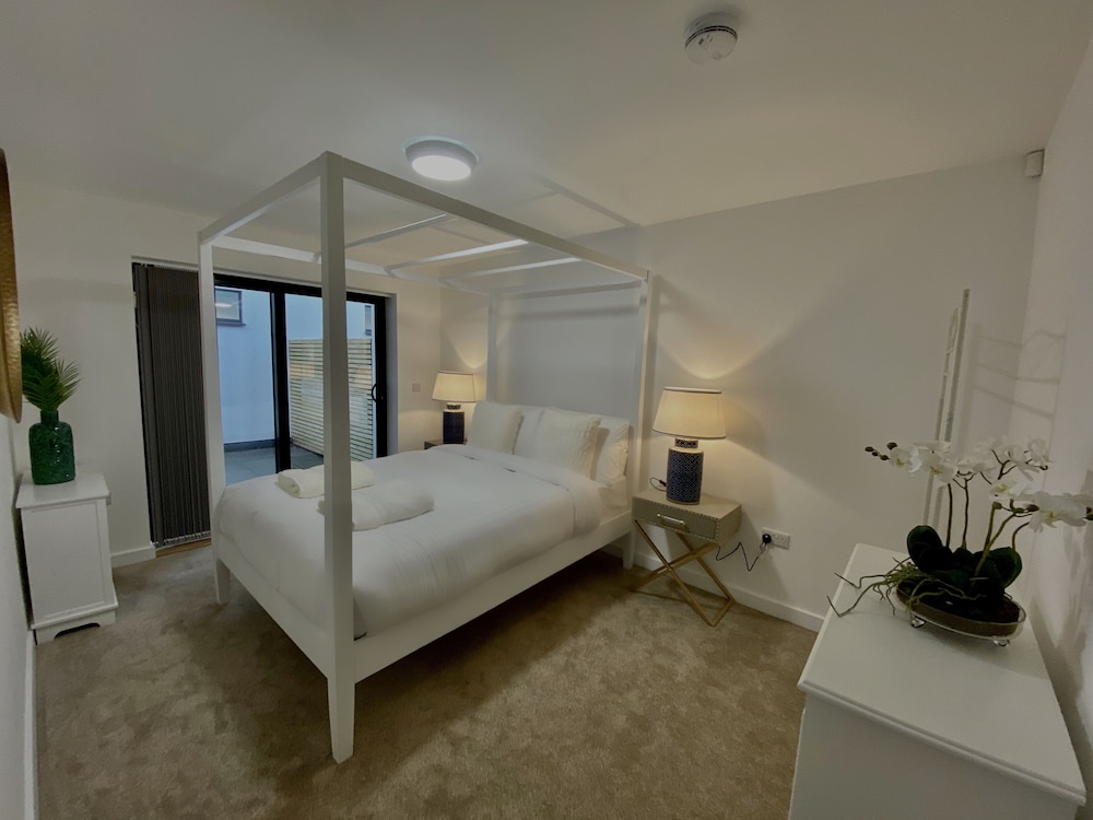 Ranmoor Apartments at Wilkinson Lane view 2