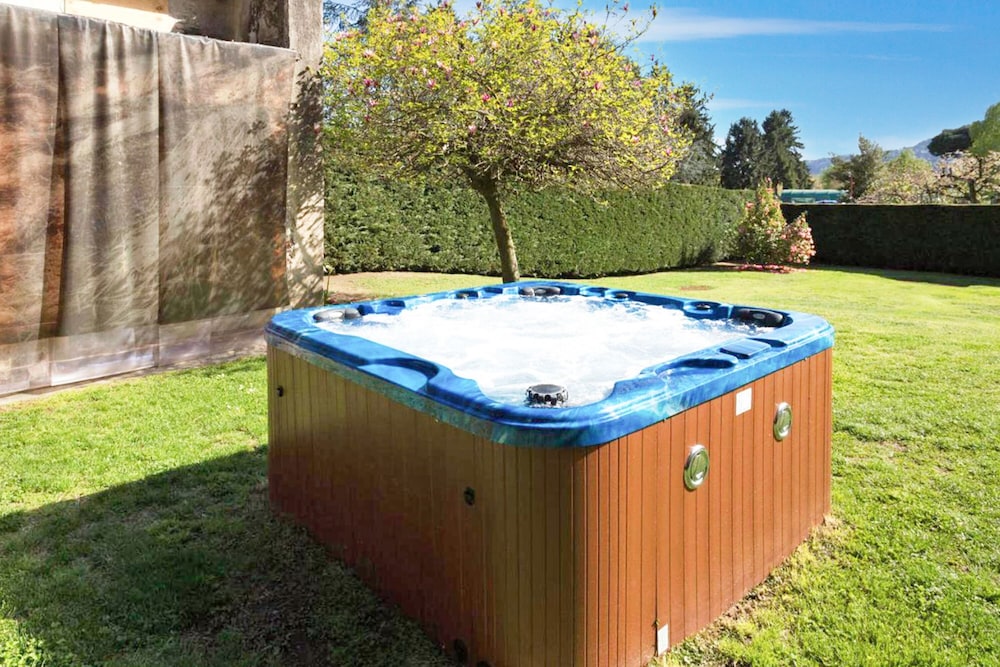 Camelia Apartment in Villa Jejia