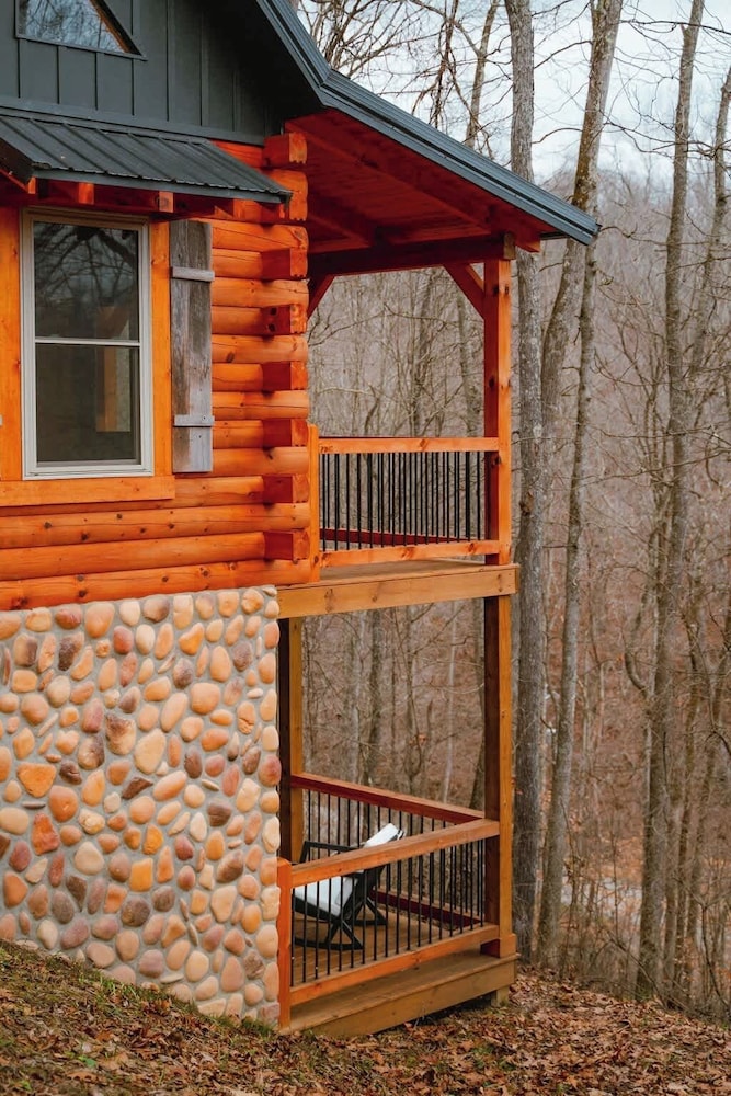 Memories at Hillside A Modern Cabin Hocking Hills