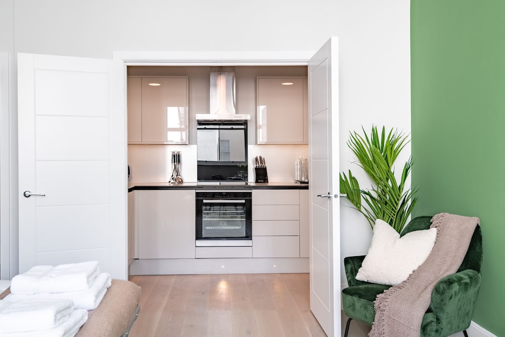 South Kensington Apartments