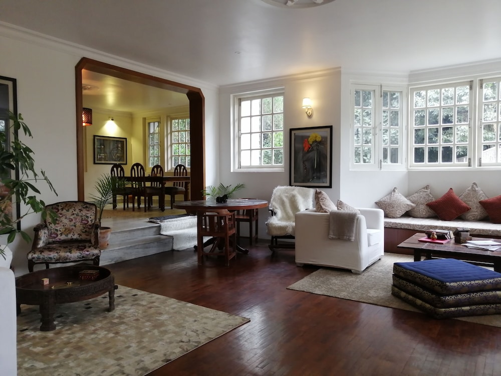Lavee Residence