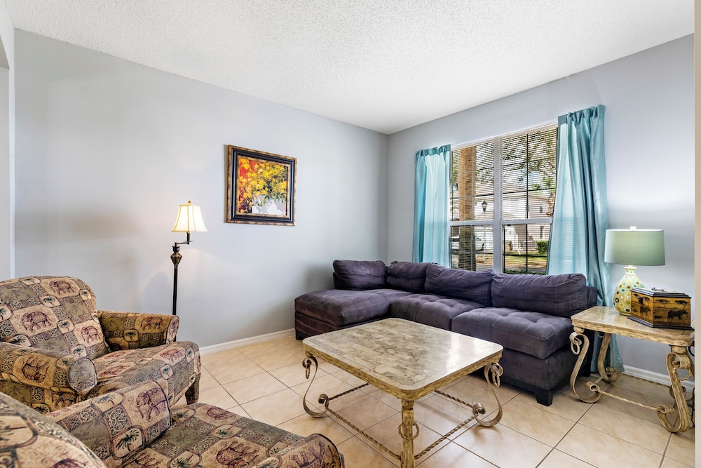Relax & Unwind – Stunning Home W/ Private Pool!