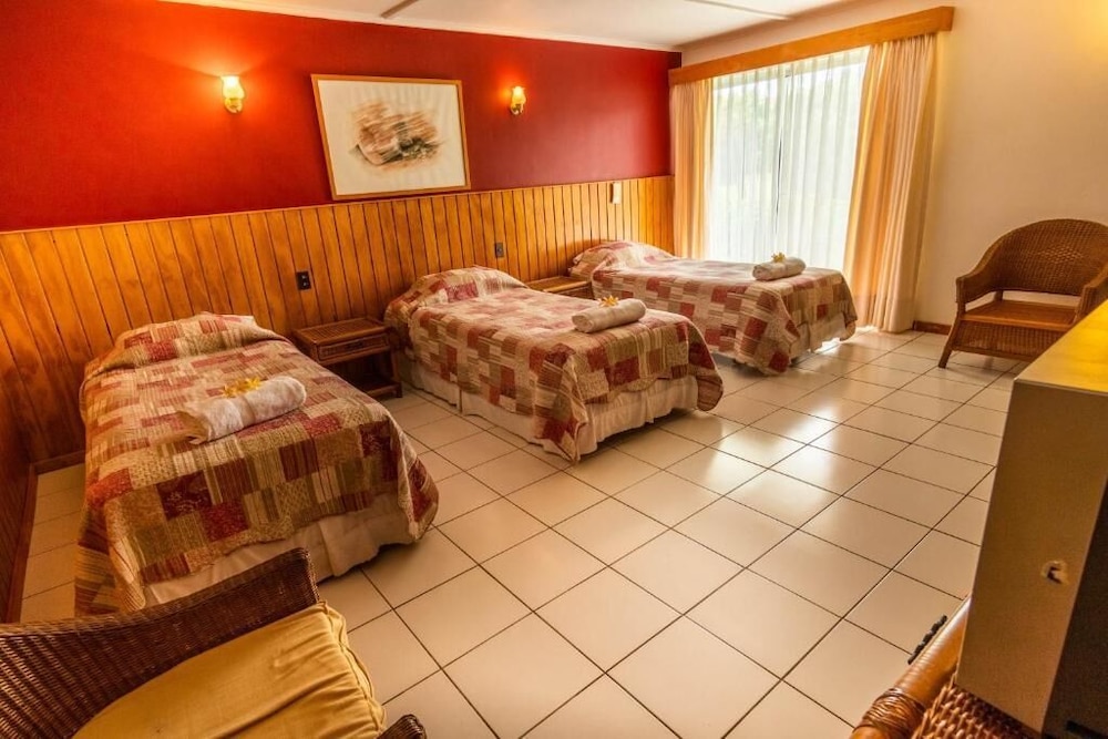 Maru Lodge
