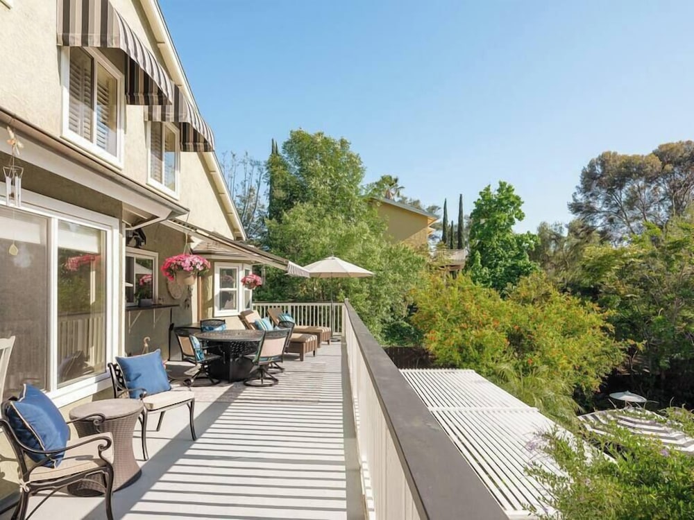 Luxury 5br 3 5ba w Pool Hot Tub