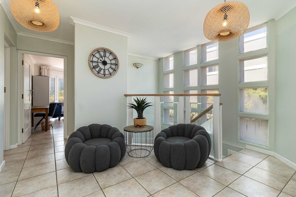 3 Bedroom Family Apartment Beach Club - Houtbay