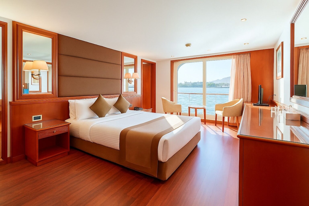 Nile Cruise Royal Queen 1 every Friday from Aswan 3 nights and every Monday from Luxor 4 nights