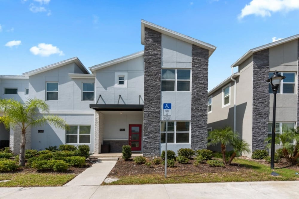 Outstanding 5bdr Disney Vacation