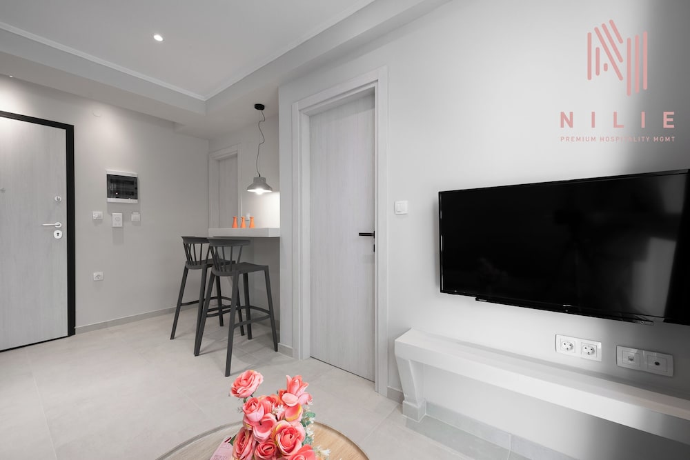 Bonsai Studios & Apartments, Nilie Hospitality MGMT