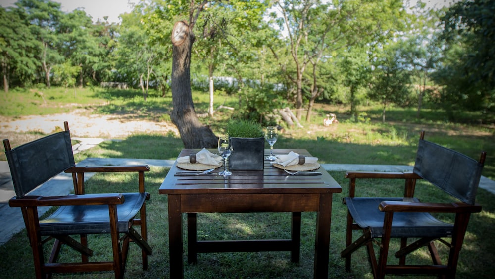 Neem Tree House