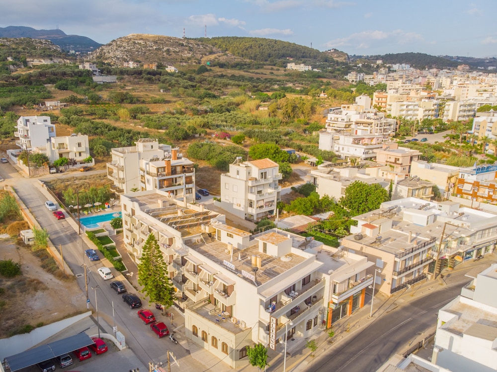 Hotel Eltina Hotel - Image 1