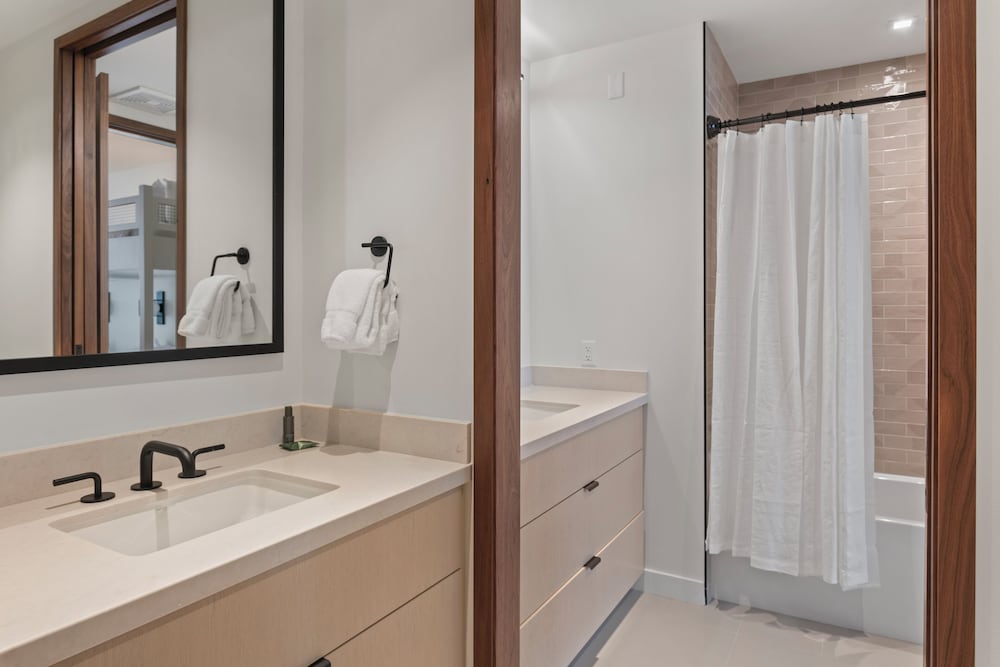 Argent at Deer Valley Resort - Three Bedroom Deluxe #205 3 Condo