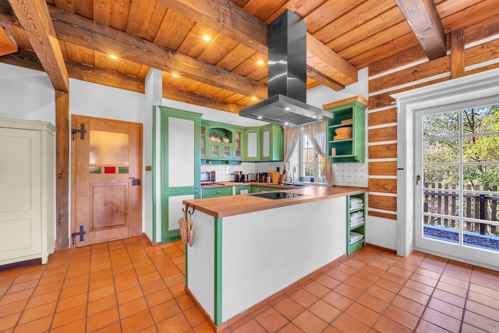 Villa Near Krkonose National Park