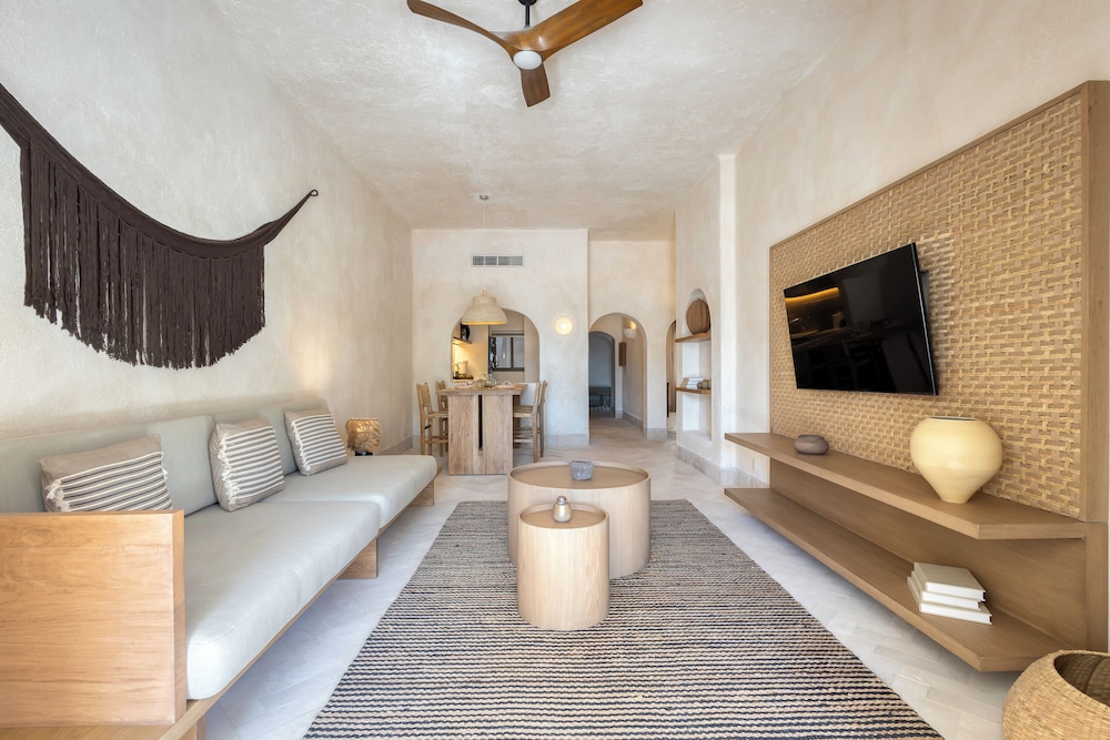 Casa Nima by Lumina
