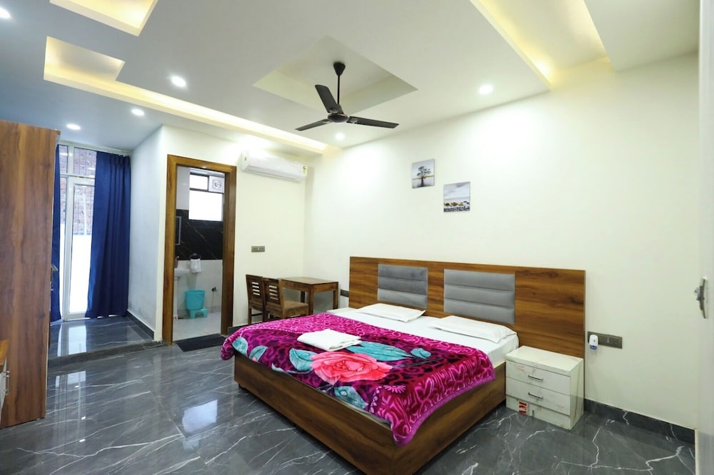 Radha krishna spiritual stay