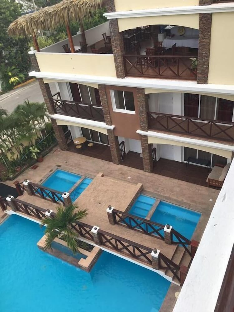 Oasis Apartments