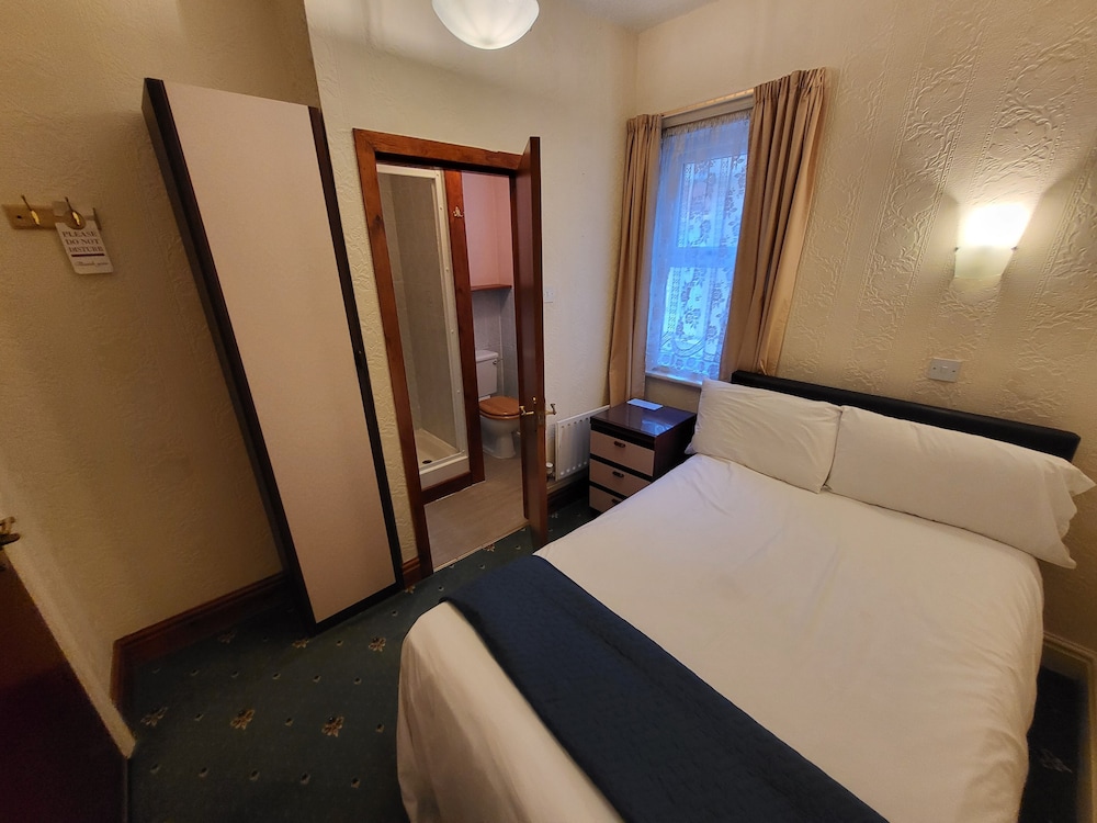 Grampian Guest House view 2