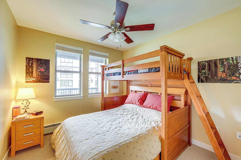 100 Steps to Gondola: Cozy Winter Park Condo!