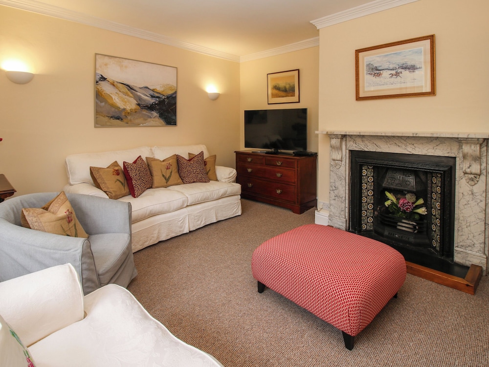 Dinham Court